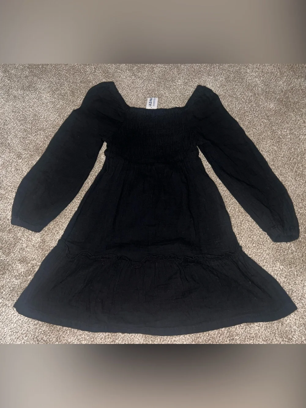 Old Navy Black Long-Sleeve Smocked Kids Dress